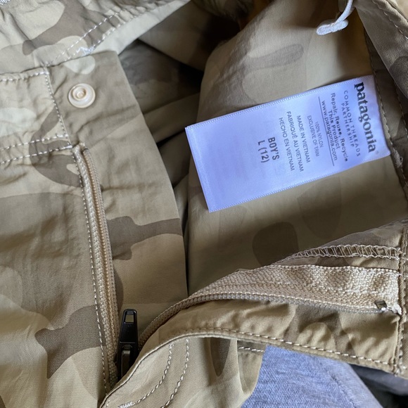 NWT. Patagonia Boy’s L(12) Cargo shorts - Picture 12 of 12
